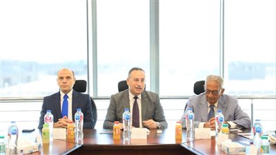 عمرو موسى رئيسًا لمجلس أمناء جامعة طنطا الأهلية وقنصوة يؤكد دعم الدولة للتعليم