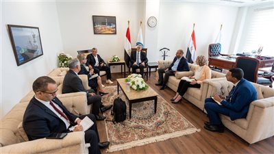 وزير البترول يبحث مع الرئيس التنفيذي لشركة «فيلوكس» الأسترالية فرص الاستثمار في قطاع التعدين بمصر