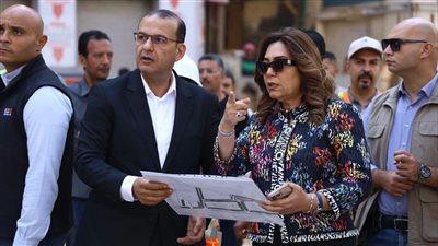 وزيرة التنمية المحلية والبيئة تتفقد تنفيذ المرحلة الثانية لتطوير سوق العتبة بالقاهرة