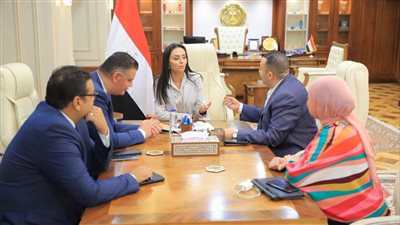 وزيرة التضامن الاجتماعي تلتقي عددًا من النواب لمناقشة ملفات الوزارة واستعراض طلباتهم