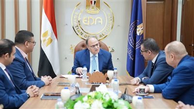 رئيس هيئة الدواء يبحث مع رئيس هيئة المعارض سبل دعم الاستثمار في الدواء المصري دولياً