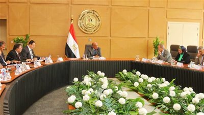 وزير الكهرباء يتابع خطة التشغيل ويبحث تأمين الشبكة واستدامة التغذية الكهربائية
