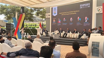أحمد الظاهر: الإنسان قبل التكنولوجيا.. الكفاءات المصرية أهم     