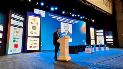 الاتصالات» تستعرض رؤيتها لدعم الشركات الناشئة في عصر الذكاء     