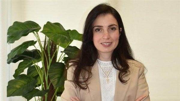 اتش سي تتوقع رفع أسعار الفائدة 100 نقطة أساس خلال الفترة الم 