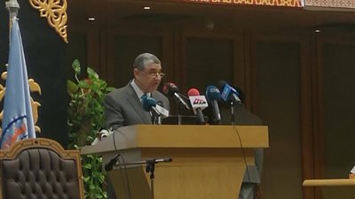 شاكر: نستهدف وصول نسبة الطاقات الجديدة لـ 20% من مزيج الطاقة 