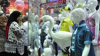  40 % ارتفاعاً بأسعار الملابس الصيفية 