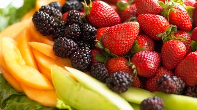 أسعار الفاكهة اليوم الإثنين.. والجوافة بـ 6 جنيهات