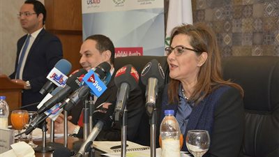 «التخطيط» تشارك في مناقشة اللائحة التنفيذية لـ «الخدمة المدنية»