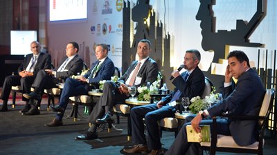 أكوا باور: مستمرون في التفاوض مع الكهرباء لمشروع ديروط