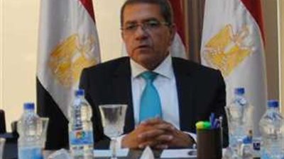 «الجارحي»: 74 مليار جنيه دعما للبترول.. و39 ملياراً للسلع التموينية.. و33 ملياراً للمعاشات