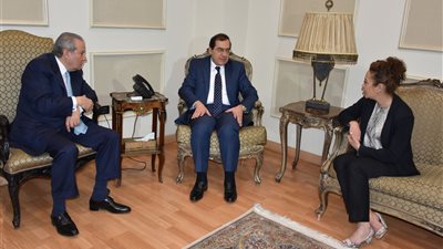 وزير البترول يستقبل رئيس شركة دانة غاز 