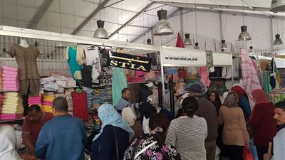  بالصور.. 49 شركة بـ «قطاع الأعمال» تعرض منتجاتها بمعرض القاهرة الصناعي التجاري الدولي