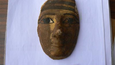 استرداد «قناع أثري» من باريس