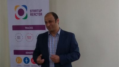 حاضنة الأعمال تدعو شباب القناة للمشاركة في مسابقة Startup Reactor