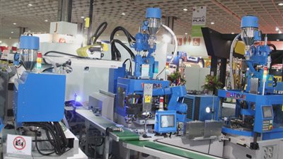 غدا.. «البلاستيك والمطاط» تناقش مشاكل القطاع