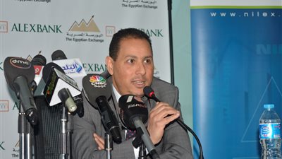 بالفيديو.. «عمران» دعم المشروعات الصغيرة والمتوسطة على رأس أولويات البورصة