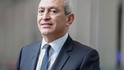 «فوربس»: «ناصف ساويرس» أغنى رجل في مصر بـ5.6 مليار دولار