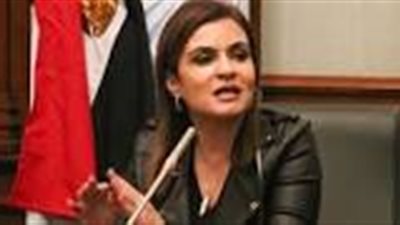 مصر تتسلم مليار دولار من البنك الدولى