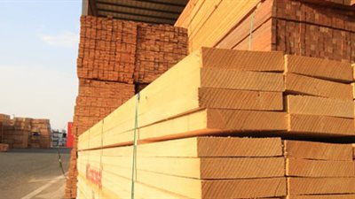 «التجارية للأخشاب» تتوقع ارتفاع مبيعاتها بنسبة 50% 