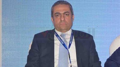 «الإسكان»: نطرح مناقصات لتنفيذ المشروعات.. لكن «مفيش مقاولين»