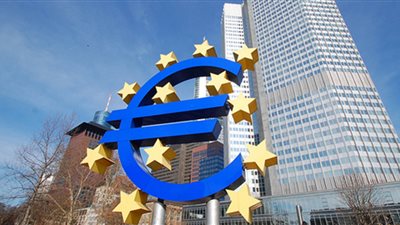 «البنك المركزي الأوروبي»: سياسات «الحماية» تزيد العجز التجاري