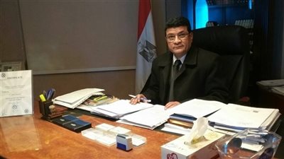«خزيم»: «فردية الإدارة» وراء أزمة الاقتصاد المصرى