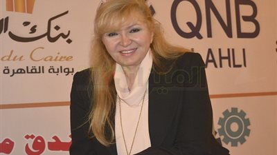 شاهد..«الإمارات دبي»: 4.2 مليار دولار حصيلة البنك عقب «التعويم»