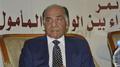 «خميس»: هناك مليارات بخزينة الدولة قادرة على تطوير منظومة الدواء