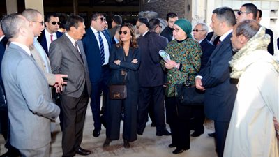 «سحر نصر» تطالب بسرعة تطوير منطقة الصف الاستثمارية