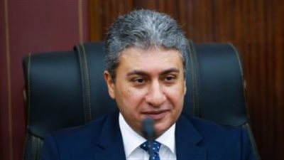 وزير الطيران لنائبة بالبرلمان: «العمرة مش زيت وسكر حتى ندعمها»