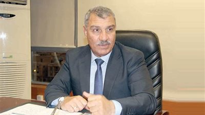 جابر: الهيئة حريصة على إزالة العقبات التى تواجه المصدر والمستور