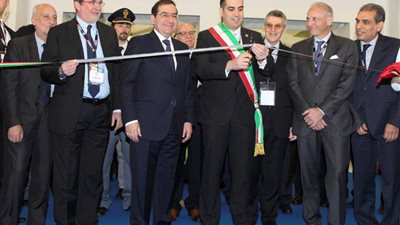 تفاصيل لقاءات وزير البترول بمؤتمر دول المتوسط التاسع