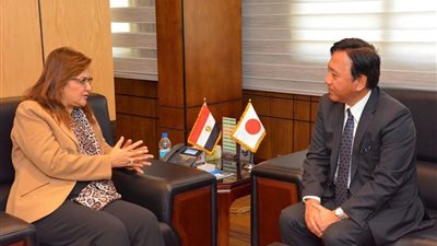 «التخطيط» تناقش التعاون مع سفيري «اليابان وإستونيا» في «التنمية المستدامة»