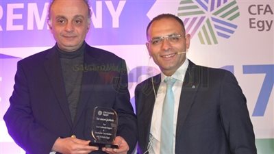 تعاون بين «خبراء الاستثمار» و«الرقابة المالية» لحماية المستثمر