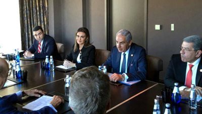 «قابيل» يترأس وفد مصر فى جلسة مباحثات مع «وزير التجارة الأمريكي»