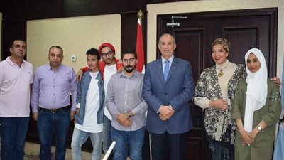 محافظ البحر الأحمر يلجأ لمشاهير التواصل الاجتماعي بالسعودية للترويج للغردقة