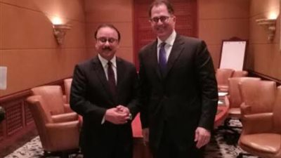  وزير الاتصالات يلتقي مسؤولي رئيس شركة Dell ILMC العالمية بدبي