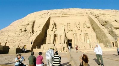 شعبة شركات السياحة: تأثير فرض حالة الطوارئ سيظهر بعد 10 أيام