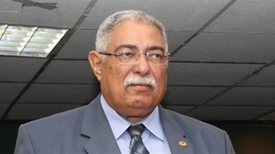 «زهران»: فرض الطوارئ سيضرب استثمارات البترول