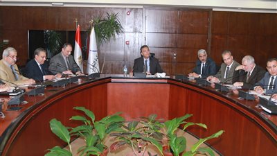 «النقل»: 200 مزلقان تم تطويرها منذ 2008