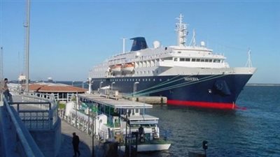  641 معتمرًا يغادرون ميناء نويبع