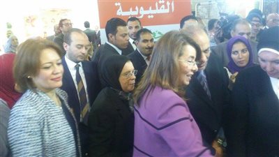 بالصور.. وزيرة التضامن تفتح معرض «ديارنا 2017» للأسر المنتجة
