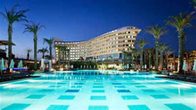 «التعويم» و«انتقائية بيع الأراضي» يقودان «أوراسكوم للفنادق» للخسائر خلال 2016