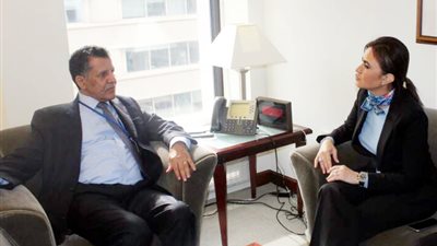 «سحر نصر» تبحث أخر تطورات مشروع «تنمية سيناء»