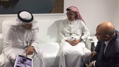 «راشد» يلتقى رئيس هيئة السياحة السعودي بـ«دبى»