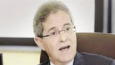 «مصرفى»: رفع أسعار الفائدة يزيد عجز الميزان التجاري