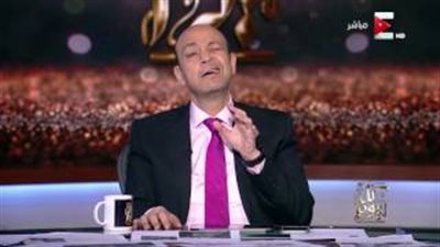 بالفيديو.. عمرو أديب يسب الشباب المصري: «تنابلة السلطان.. ومأنتخين»