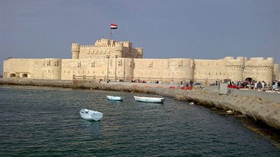 «قلعة قايتباى» معلم سياحي يروي تاريخ مصر البحري 