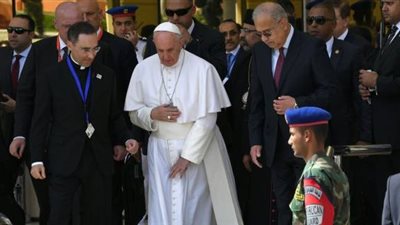 بث مباشر| قداس البابا فرنسيس من استاد الدفاع الجوي